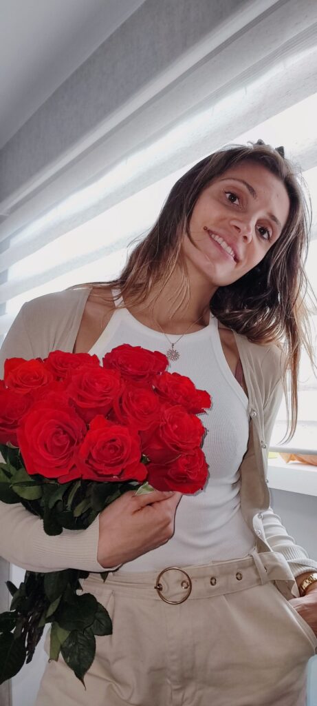 Ukrainast pärit Mila Haapsalus Eestis, tema persoonilugu kohanemisest ja uuest elust