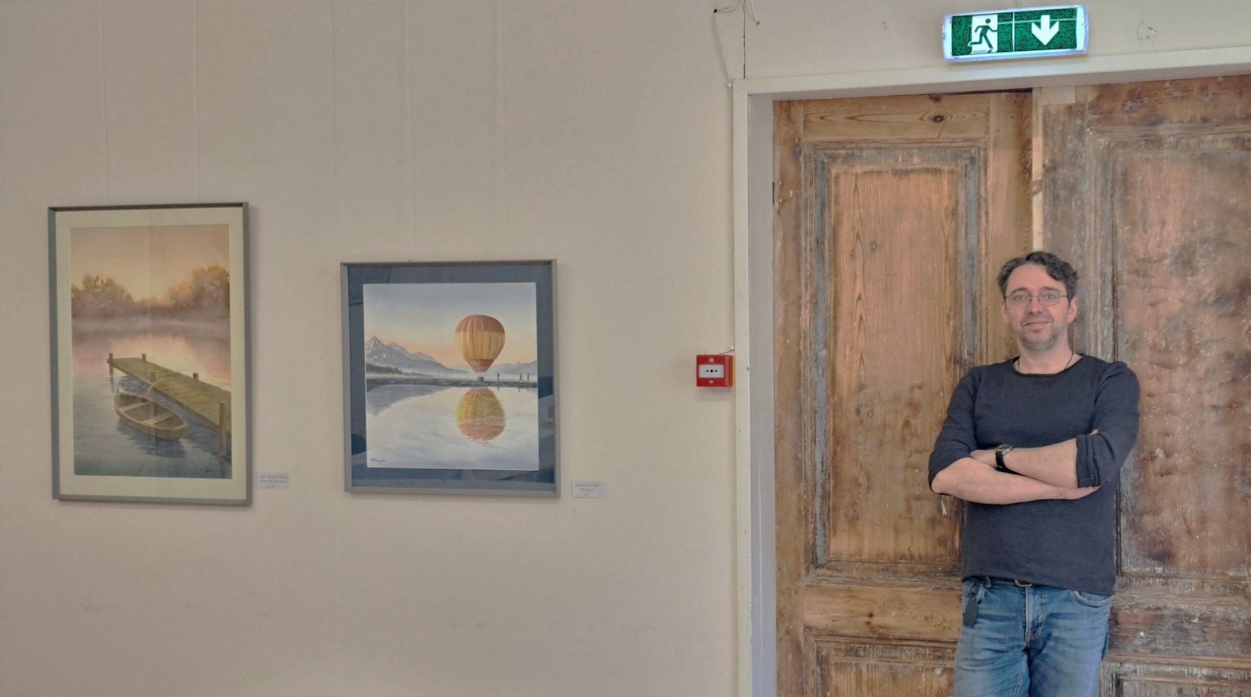 Kunstnik esitleb oma loomingut kogukonna kohtumisel Haapsalus